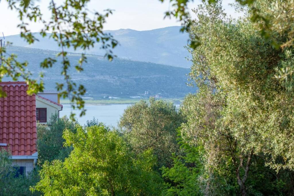 Villa Lipovac Trogir Exterior foto